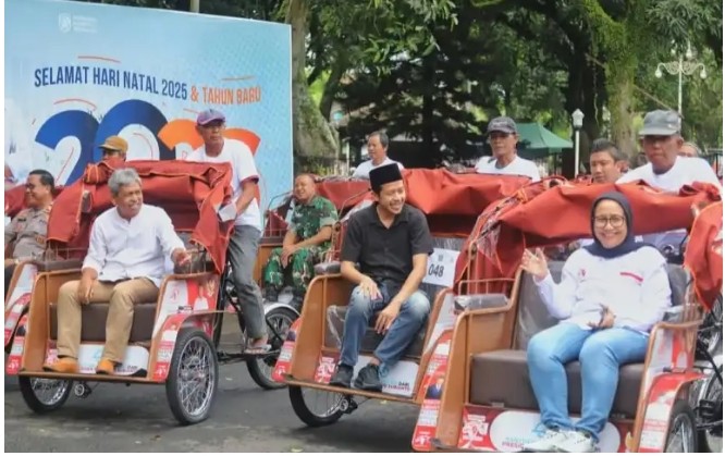 Sebanyak 200 Warga Trenggalek Dapat Becak Listrik dari Presiden Prabowo Subianto