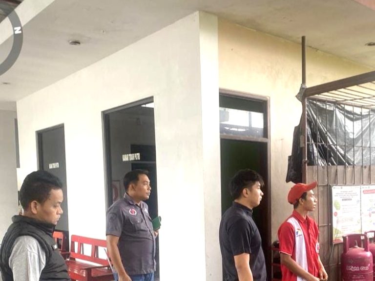 Pengecekan Pangkalan LPG oleh Satreskrim Polres Blitar untuk Pastikan Ketersediaan Gas Melon Aman Selama Ramadan