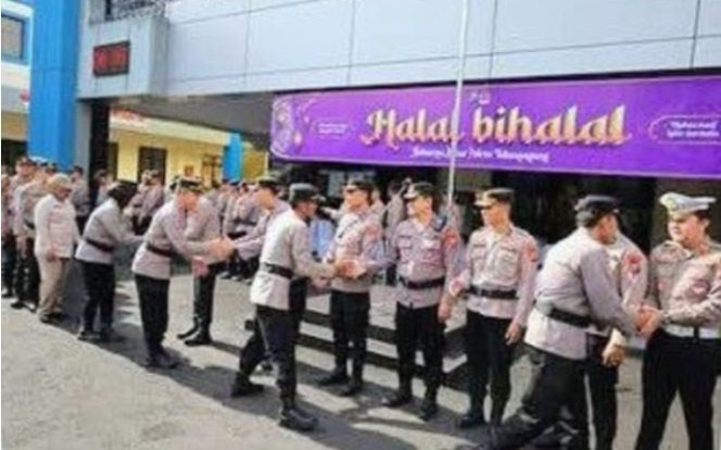 Polres Tulungagung Menggelar Kegiatan Halal Bihalal Bersama Seluruh Personel