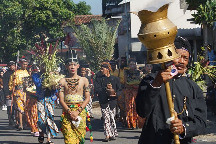 Ritual Ulur-Ulur di Telaga Buret, Tradisi Leluhur yang Kini Menjadi Daya Tarik Wisata Budaya