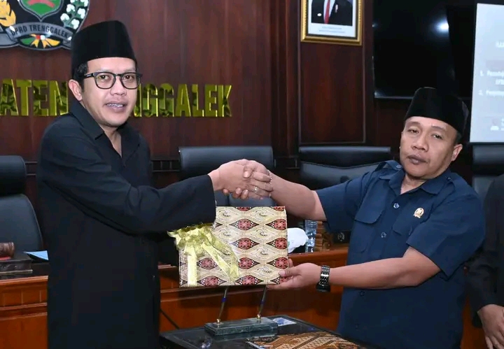 Wabup Syah Paparkan Nota Penjelasan KUA-PPAS Kabupaten Trenggalek Tahun Anggaran 2027