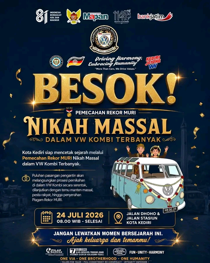 Pasangan Nikah Massal di Dalam VW Kombi, Kota Kediri Pecahkan Rekor MURI