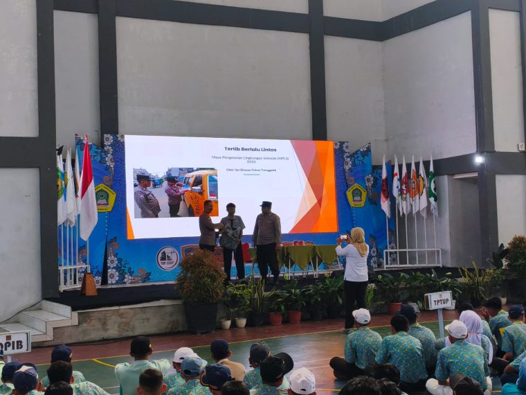Polres Trenggalek Gencarkan Edukasi Anti-Perundungan kepada Siswa Baru Selama MPLS