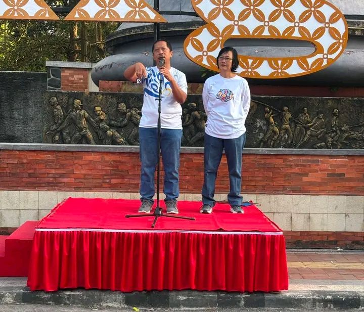 DWP Trenggalek Gelar Senam Sehat di CFD Alun-Alun, Pj. Sekda Ajak Warga Jaga Kebugaran dan Dukung UMKM